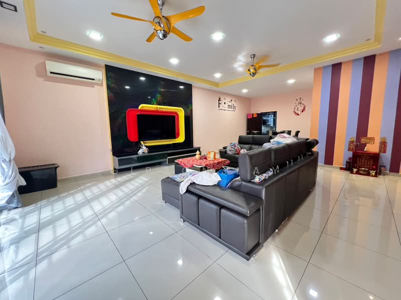 Rumah Teres 2-Tingkat untuk Dijual di Taman Sutera Indah (Kluang) - Gipson Lay - PropertyGuru.com.my