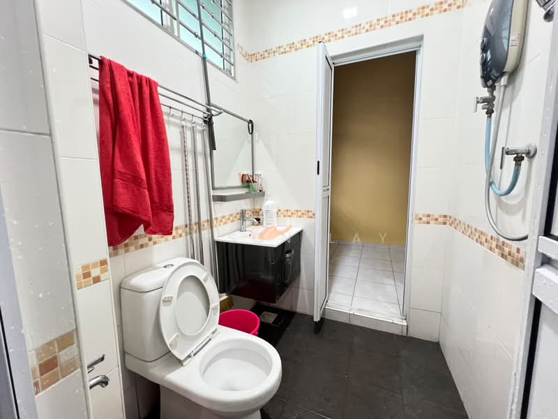 Rumah Teres 2-Tingkat untuk Dijual di Taman Sutera Indah (Kluang) - Gipson Lay - PropertyGuru.com.my