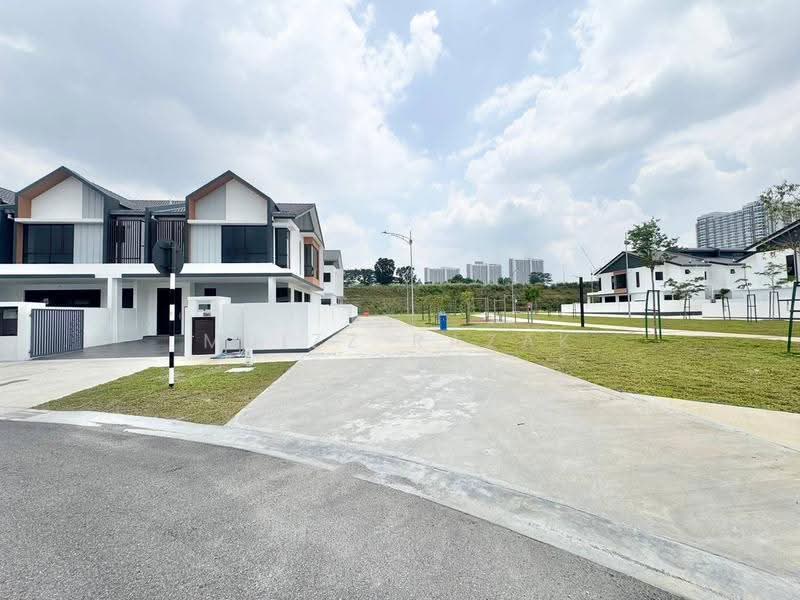 Rumah Teres 2-Tingkat untuk Dijual di Anisa (Dengkil) - Muizz Razak - PropertyGuru.com.my