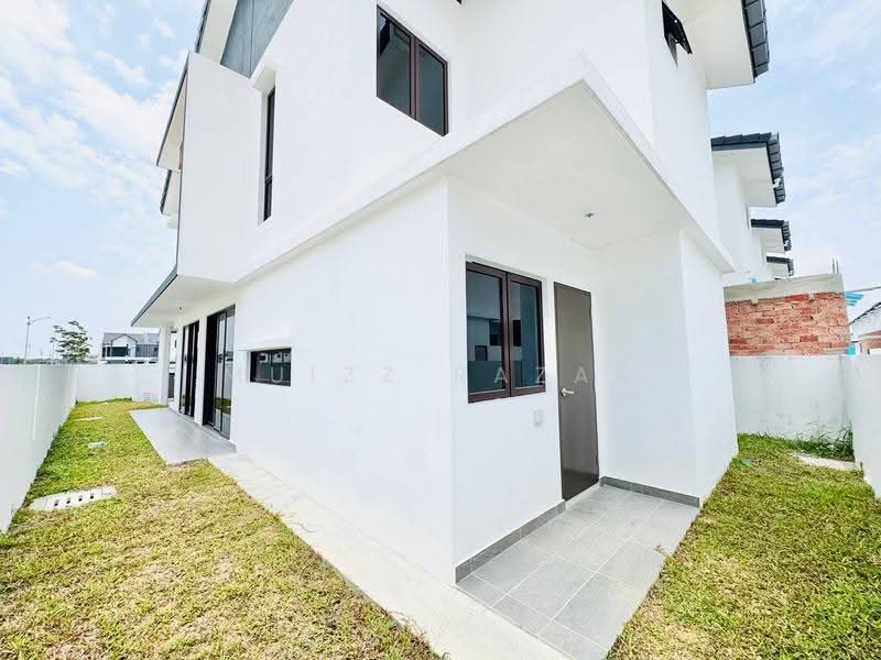 Rumah Teres 2-Tingkat untuk Dijual di Anisa (Dengkil) - Muizz Razak - PropertyGuru.com.my