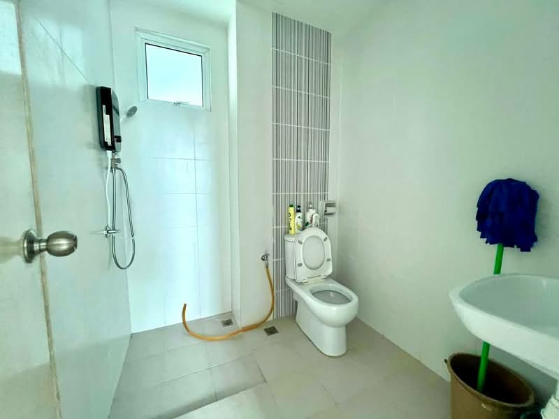 Kondominium untuk Disewa di One Imperial - Gan Chun Kai - Bathroom - PropertyGuru.com.my
