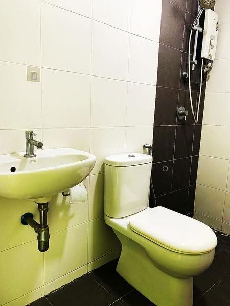 Kediaman Servis untuk Disewa di Pacific Place - Kennly Ho - Bathroom - PropertyGuru.com.my