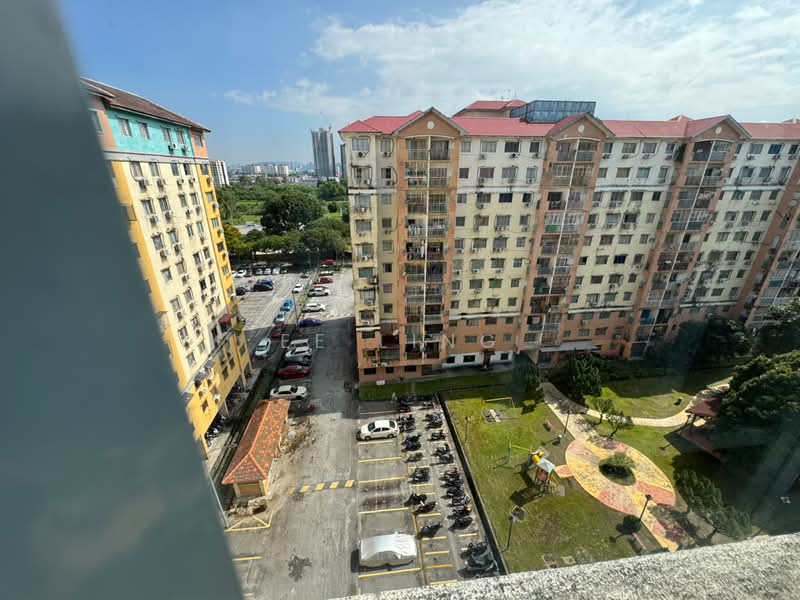 Pangsapuri untuk Dijual di Kinrara Ria - EE Ling - PropertyGuru.com.my