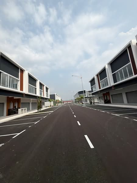 Shop for Rent in Bandar Serenia (Dengkil) - Ivan Wong - PropertyGuru.com.my