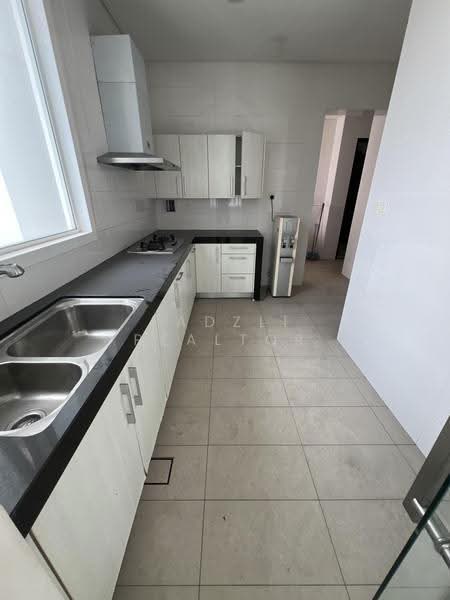 Condominium for Sale at Kiara 9 Residency - Fadzli Realtor - Kitchen - PropertyGuru.com.my