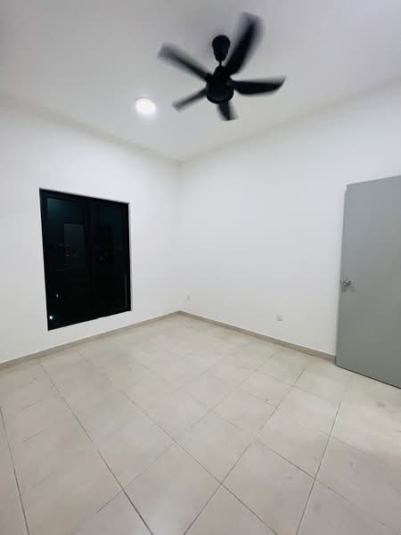 Servis Apartment untuk Dijual di JRK Senesta - Daniel Ng - PropertyGuru.com.my