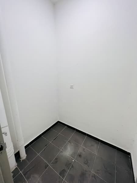 Servis Apartment untuk Dijual di JRK Senesta - Daniel Ng - PropertyGuru.com.my