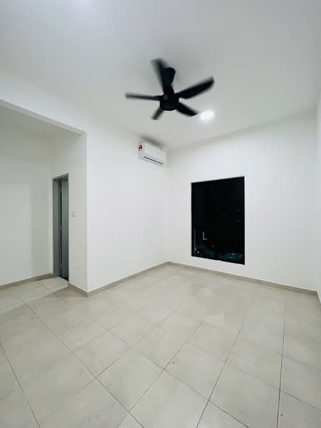 Servis Apartment untuk Dijual di JRK Senesta - Daniel Ng - PropertyGuru.com.my
