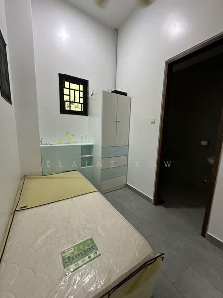 Rumah Banglo untuk Dijual di Seksyen 13 (Shah Alam) - Elaine Kow - PropertyGuru.com.my