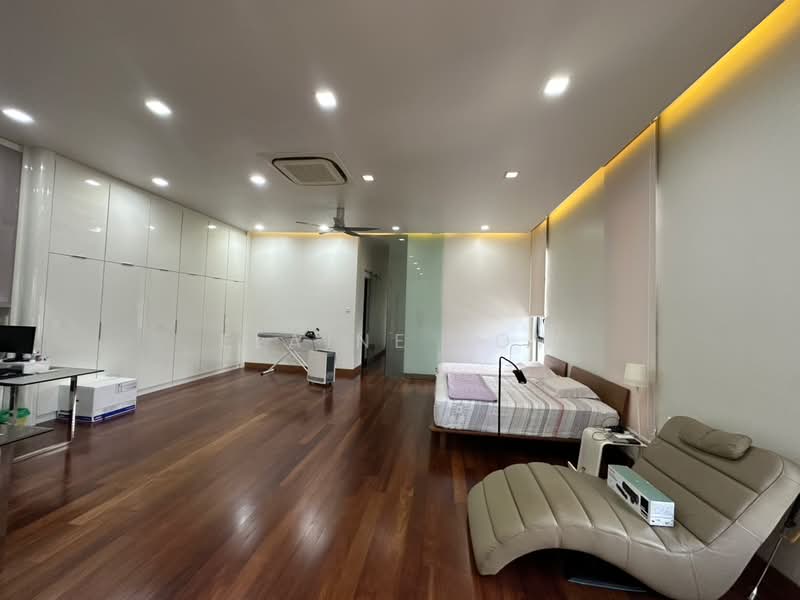 Rumah Banglo untuk Dijual di Seksyen 13 (Shah Alam) - Elaine Kow - PropertyGuru.com.my