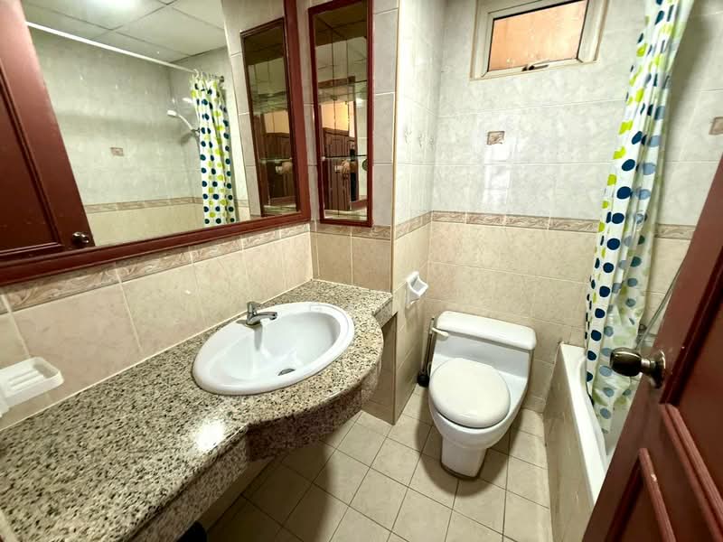 Kondominium untuk Disewa di Gold Coast Resort Condominium - Gan Chun Kai - Bathroom - PropertyGuru.com.my