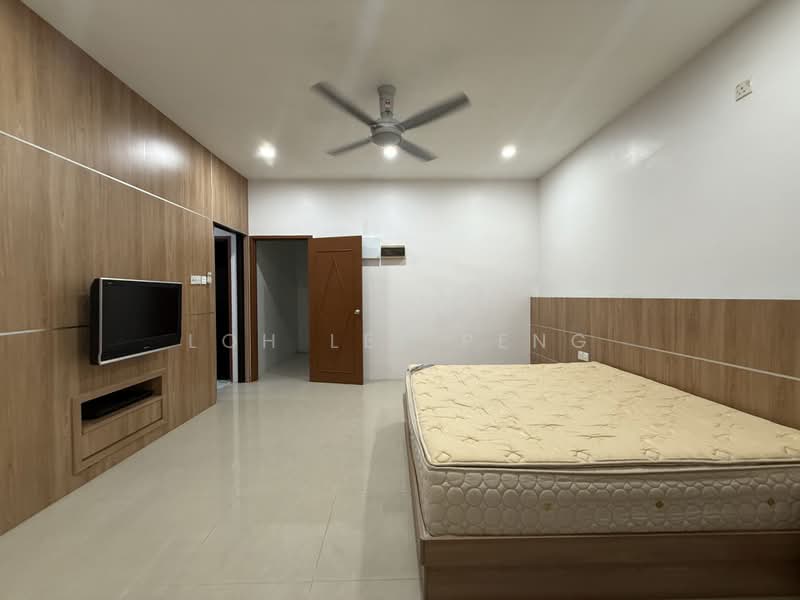 1.5-storey Terraced House for Rent in Taman Gaya (Ulu Tiram) - Cora Loh - PropertyGuru.com.my