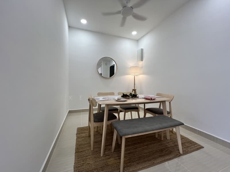 Service Residence for Rent at Hampton Height Damansara - Kevin Tan - Dining Room - PropertyGuru.com.my