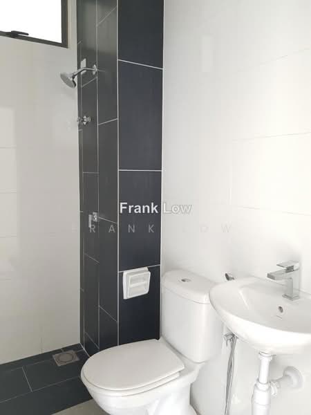 Kediaman Servis untuk Dijual di Seasons Garden Residences - Frank Low - PropertyGuru.com.my