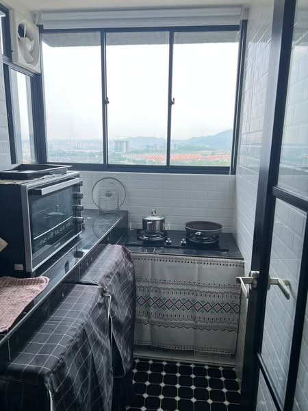Kediaman Servis untuk Disewa di Setia City Residences - Lim Lee Lee - PropertyGuru.com.my