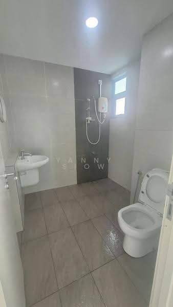 Condominium for Sale at Ascenda Residence @ Skyarena - Yanny Siow - Bathroom - PropertyGuru.com.my