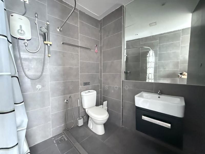 Kondominium untuk Dijual di Empire Damansara (Empire SOHO 2) - Ray Soo - Bathroom - PropertyGuru.com.my