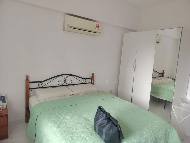 Kondominium untuk Dijual di Pantai Panorama Condominiums - Chien Koh - Bedroom - PropertyGuru.com.my