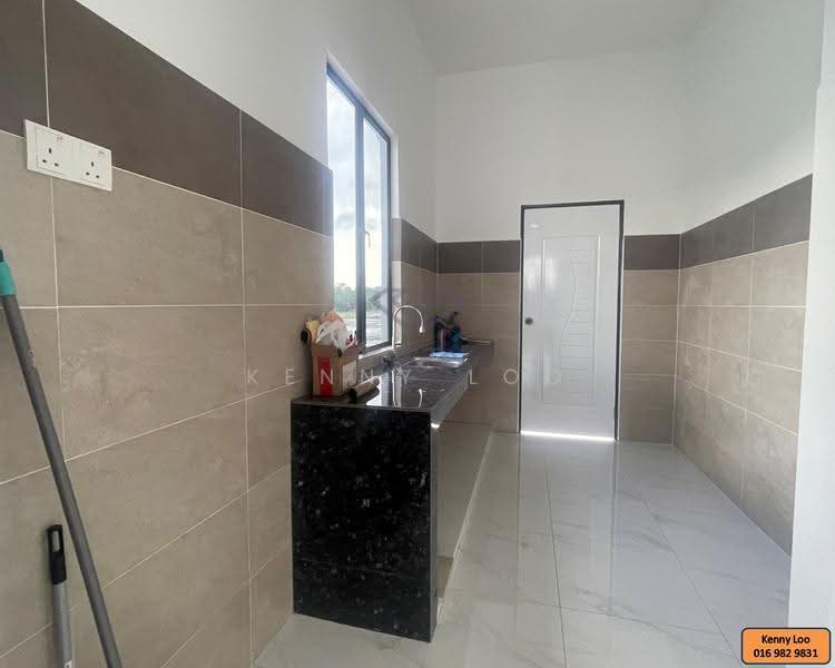 Bungalow House for Sale in Tanah Puteh (Kuantan) - Kenny Loo - PropertyGuru.com.my