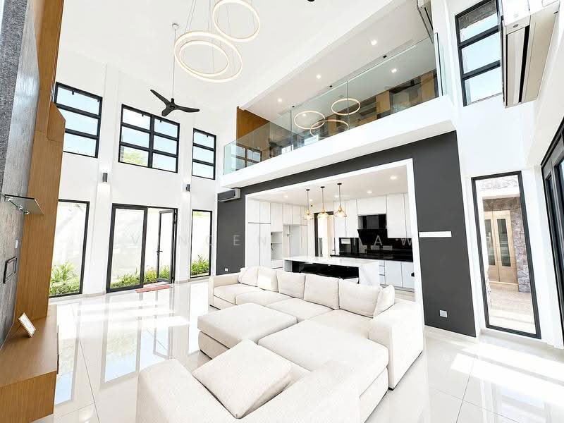 Bungalow House for Sale in Saujana (Selangor) - Vincent Liaw - Living Room - PropertyGuru.com.my