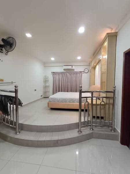 Bungalow House for Sale in Country Heights (Kajang) - Christy Chan - Bedroom - PropertyGuru.com.my