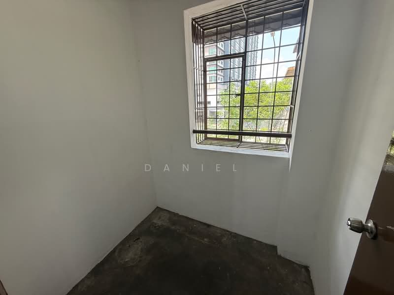 Pangsapuri untuk Dijual di Putra Permai Block B - Daniel Ng - PropertyGuru.com.my