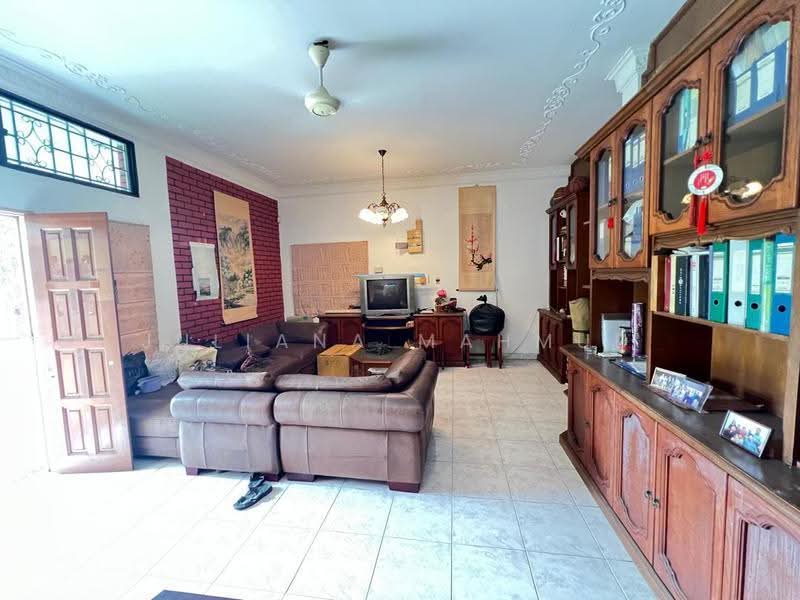 Rumah Banglo untuk Dijual di Seksyen 2 (Shah Alam) - Juliana Mahmud - PropertyGuru.com.my