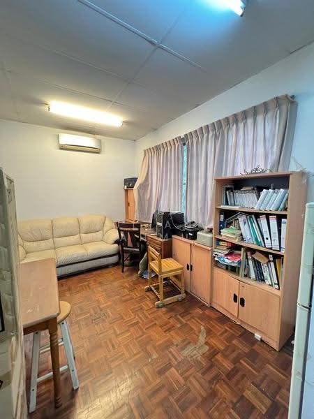 Rumah Banglo untuk Dijual di Seksyen 2 (Shah Alam) - Juliana Mahmud - PropertyGuru.com.my