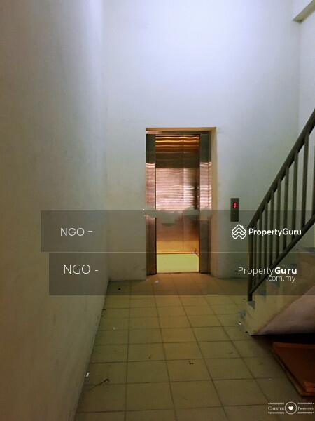 For Sale - BATU PAHAT (4 Storey Double Frontal Shop Office)