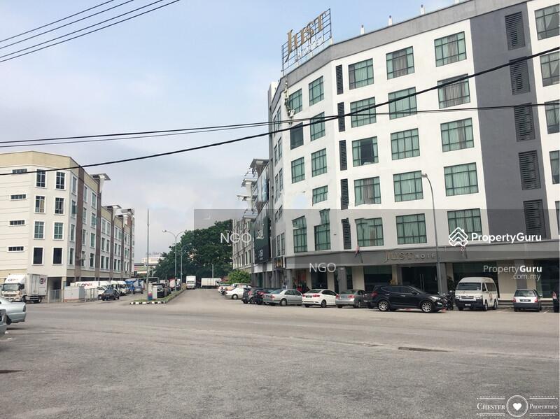 For Sale - BATU PAHAT (4 Storey Double Frontal Shop Office)