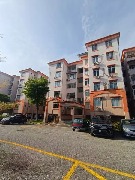 Pangsapuri untuk Dijual di Subang Perdana Goodyear Court 8 - Simon Tan - Exterior - PropertyGuru.com.my