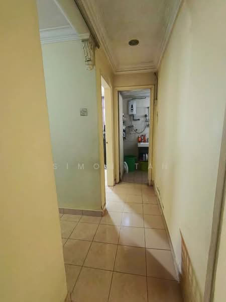 Pangsapuri untuk Dijual di Subang Perdana Goodyear Court 8 - Simon Tan - Corridor - PropertyGuru.com.my