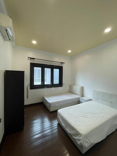 For Rent - Seremban 2 S2 Furnish& Reno Greenstreet BungloUNIFI,GATED,NEAR AEON,HOSPITAL,ZENITH,MATRIX SCHOOL