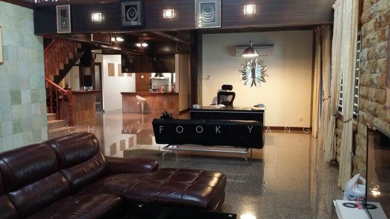 For Rent - Seremban 2 S2 Furnish& Reno Greenstreet BungloUNIFI,GATED,NEAR AEON,HOSPITAL,ZENITH,MATRIX SCHOOL