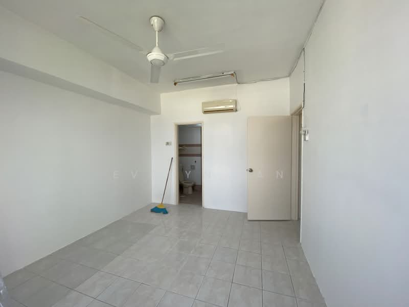 Kondominium untuk Disewa di Rhythm Avenue Service Apt, USJ19 - Evelyn Tan - PropertyGuru.com.my
