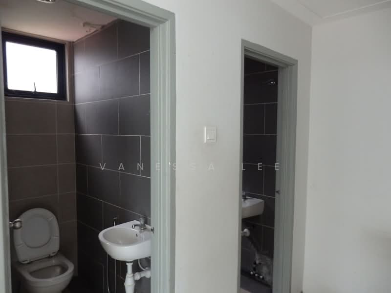 Shop / Office for Rent in Setia Alam (Selangor) - Vanessa Lee - PropertyGuru.com.my