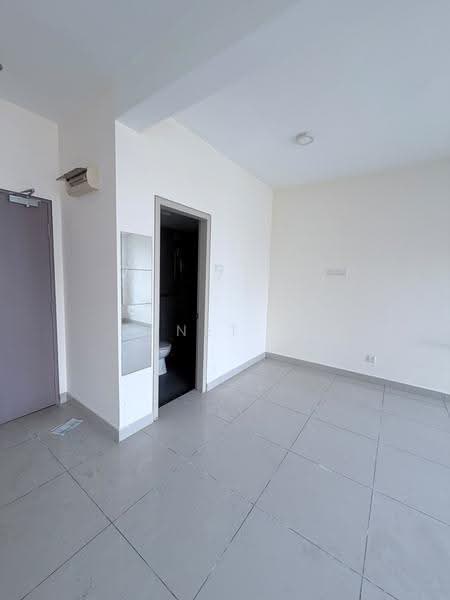 Service Residence for Sale at Flexis @ One South - Janet Au - Bathroom - PropertyGuru.com.my