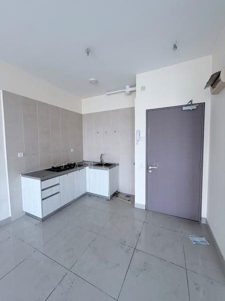 Service Residence for Sale at Flexis @ One South - Janet Au - Kitchen - PropertyGuru.com.my
