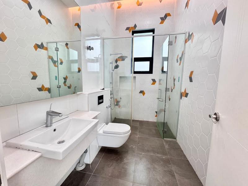 Bungalow House for Sale in Country Heights Damansara (Kuala Lumpur) - LEON WONG - PropertyGuru.com.my