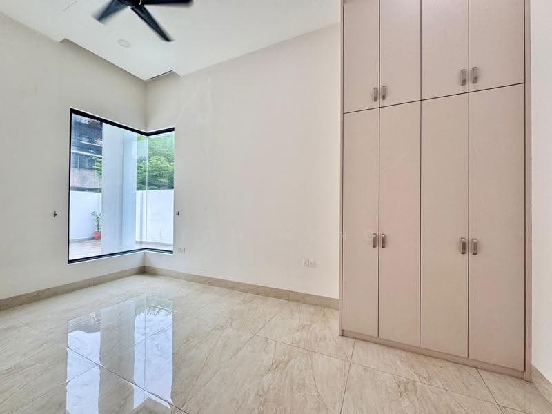 Bungalow House for Sale in Country Heights Damansara (Kuala Lumpur) - LEON WONG - PropertyGuru.com.my