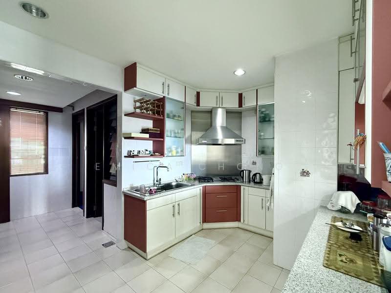 Condominium for Sale at Araville - Emica Chong - Kitchen - PropertyGuru.com.my