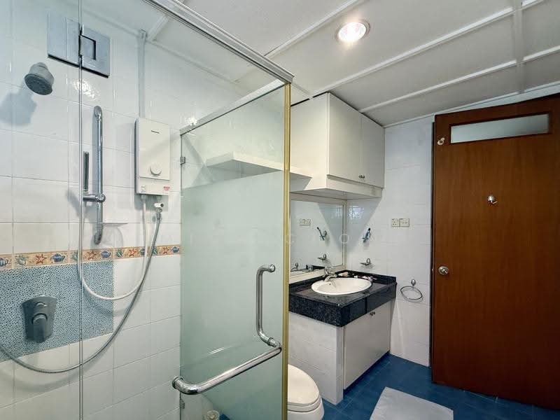 Condominium for Sale at Araville - Emica Chong - Bathroom - PropertyGuru.com.my