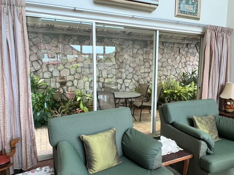 Rumah Banglo untuk Dijual di Bukit Damansara (Damansara Heights) - Shawn Fernandez - Rear Terrace - PropertyGuru.com.my