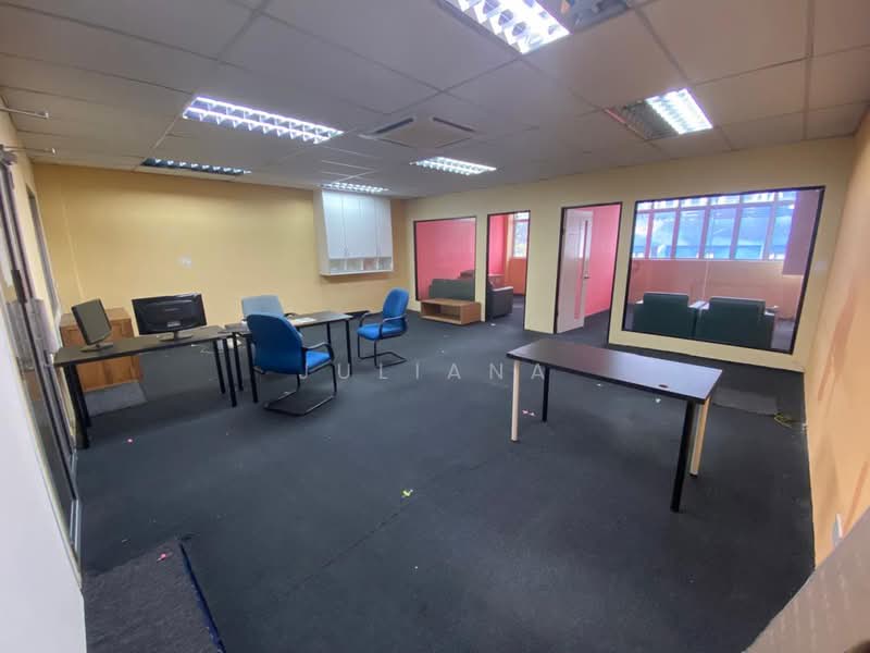 Shop / Office for Sale in Seksyen 9 (Shah Alam) - Juliana Mahmud - PropertyGuru.com.my
