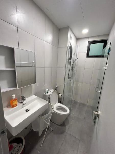 Rumah Berkembar untuk Dijual di Taman Sri Cempaka (Muar) - Yew Long Woi - Bathroom - PropertyGuru.com.my