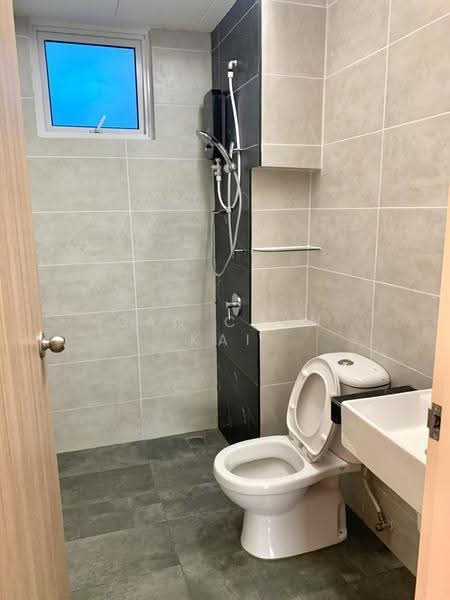 Kondominium untuk Disewa di QuayWest Residence - Gan Chun Kai - Bathroom - PropertyGuru.com.my