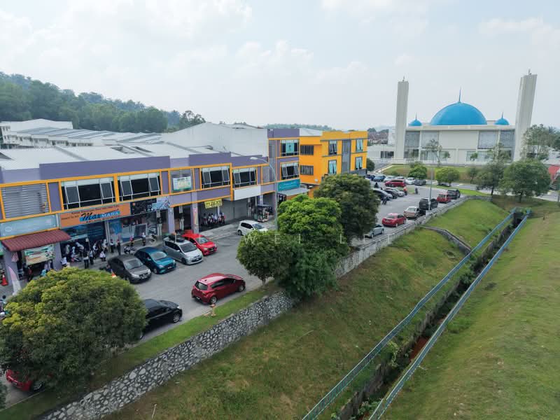 Shop / Office for Rent in Bandar Puncak Alam (Puncak Alam) - Alvin Lee - Exterior - PropertyGuru.com.my