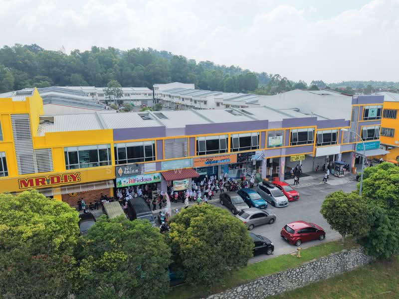 Shop / Office for Rent in Bandar Puncak Alam (Puncak Alam) - Alvin Lee - Exterior - PropertyGuru.com.my