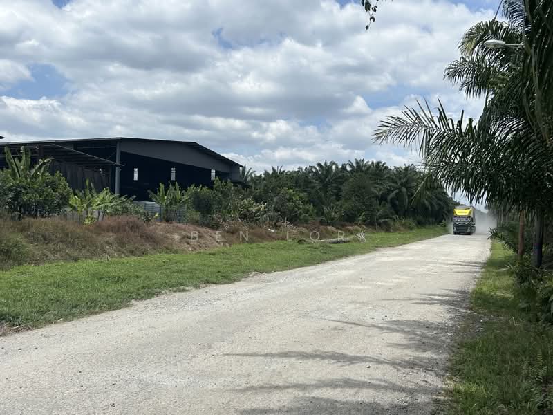 Agricultural Land for Sale in Kampung Teluk Mengkuang (Telok Panglima Garang) - Ben Lor - PropertyGuru.com.my