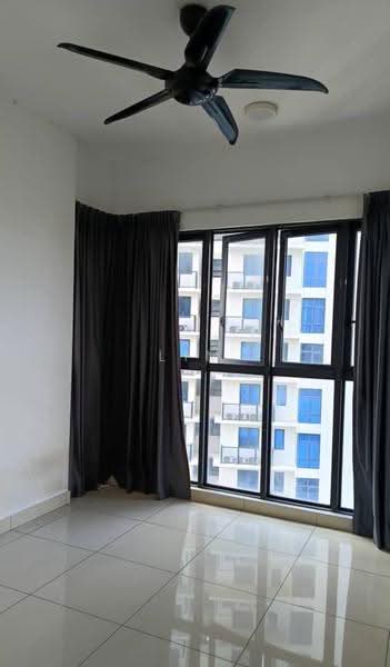 Kediaman Servis untuk Dijual di Setia City Residences - Lim Lee Lee - PropertyGuru.com.my